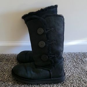 Ugg Bailey Button Triplet II boots